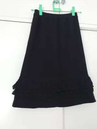Falda Lana Negra con Flecos