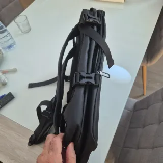 Mochila Negra Diseño Moderno