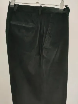 Pantalón vestir terciopelo negro