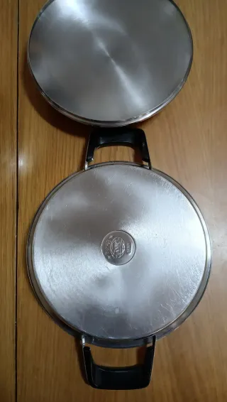 Olla y Vaporera AMC 24 cm Nueva