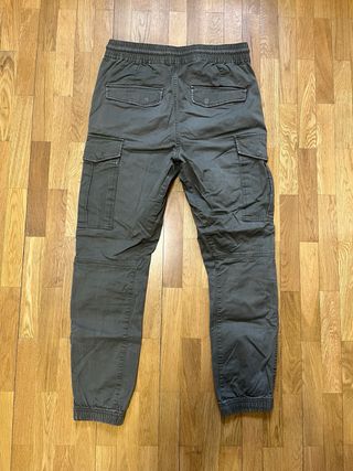 Pantalones cargo Pull and Bear Verde