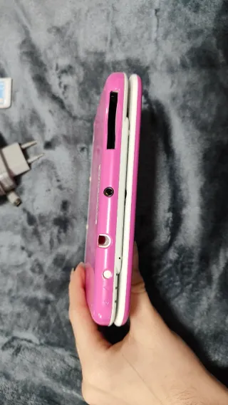 Nintendo 3DS XL Rosa + Juego + Cargador