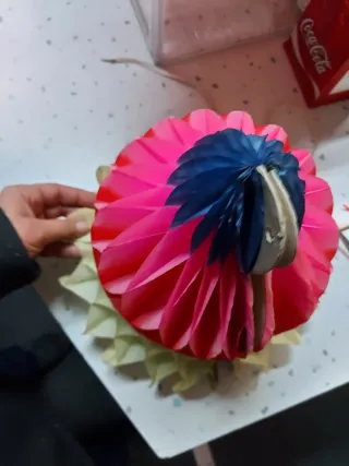 Festone a forma di pera in carta