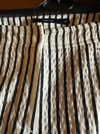 Pantalones rayas blanco y negro