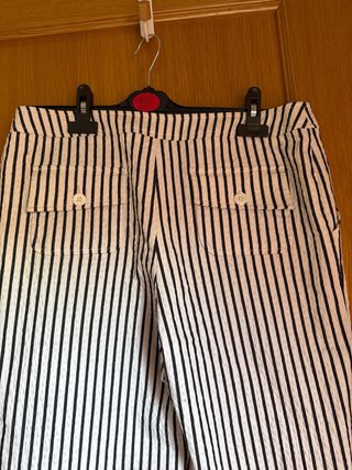 Pantalones rayas blanco y negro