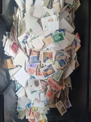 Lote 10.000+ Sellos Mundiales y HB