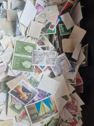 Lote 10.000+ Sellos Mundiales y HB