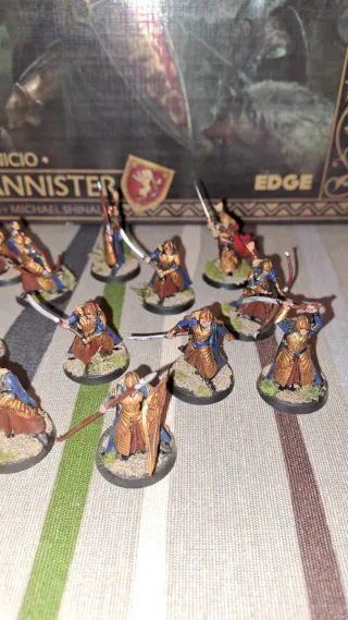 Figuras elfos dorados el señor de los anillos