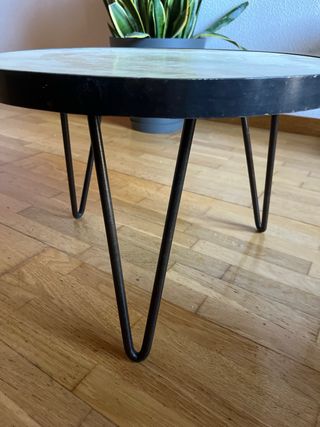 Mesa auxiliar hierro y madera