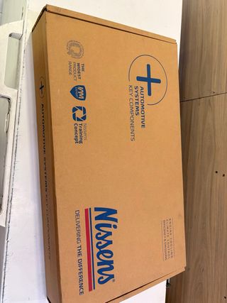 Radiador Nissens Automoción