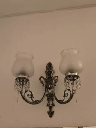 Lámpara de pared plata envejecida con cristales
