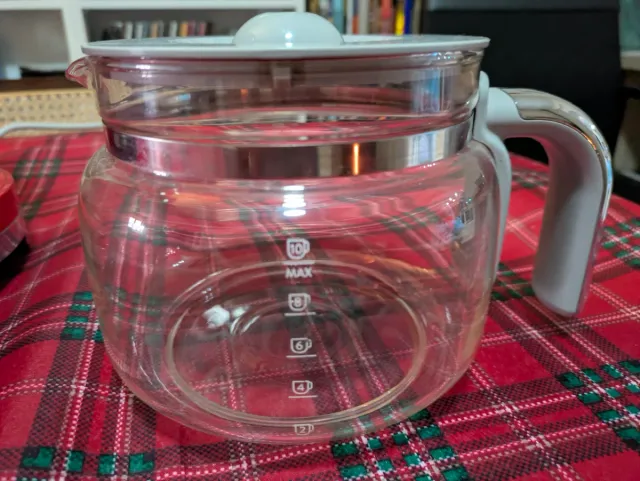 Cafetera SMEG Roja Model DCF02RDEU