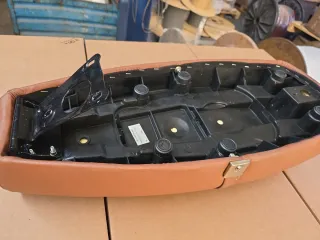 Asiento Marrón Vespa Nuevo