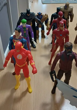Colección Figuras Superhéroes Marvel y DC