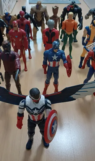 Colección Figuras Superhéroes Marvel y DC