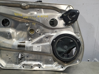 ELEVALUNAS DELANTERO IZQUIERDO MERCEDES-BENZ CLAS