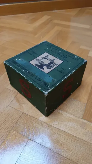 Máquina de coser Singer 20K antigua