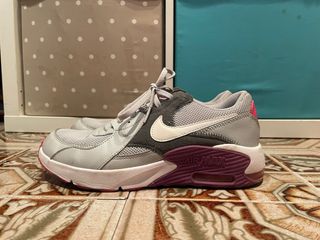 Nike Air Max Excee Mujer Gris y Rosa