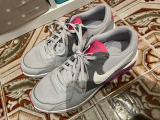 Nike Air Max Excee Mujer Gris y Rosa