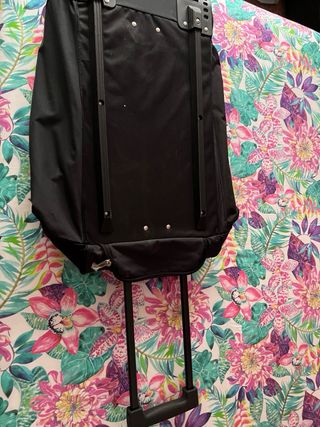 Maleta de viaje Umbro negra