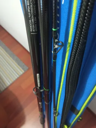 Funda para equipo de surfcasting Akami