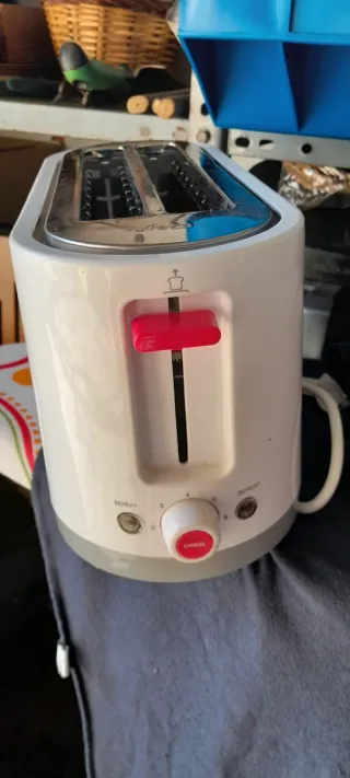 Tostadora blanca 2 ranuras