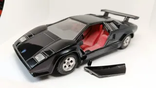 Coche Colección Lamborghini Countach 1:24 Guiloy