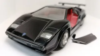 Coche Colección Lamborghini Countach 1:24 Guiloy
