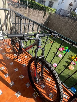 Orbea Alma H30 29” MTB muy buen estado Talla M