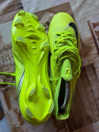Botas Nike Mercurial Talla 42.5 Verde Flúor