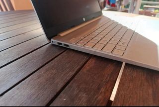 Portátil HP 15s-eq1 AMD 3020e Dual Core Plata