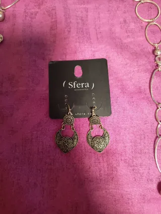 Conjunto Sfera collar y pendientes plateados