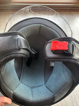 Casco de moto MT Negro