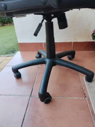 Silla Gaming Negra y Azul