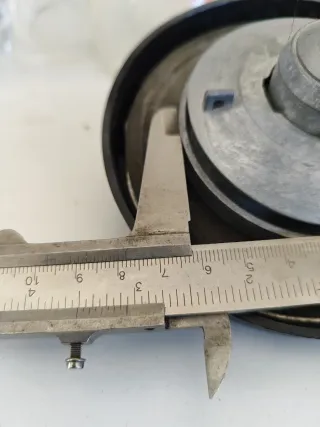 Tapa depósito gasoil camión con llaves