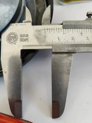 Tapa depósito gasoil camión con llaves