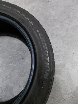 Neumático 225/50/17