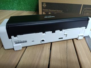 Scanner Brother ADS1200, compatto con ADF e slot per carte, scansione fronte-retro automatica e alimentazione USB, cavo non incluso