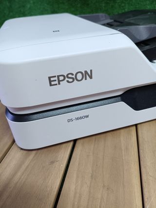 Epson Workforce DS-1660W - Scanner Piano A4 Colore, WiFi, USB, Alimentatore Documenti, Scansione Doppio Lato (duplex), Bianco e Nero