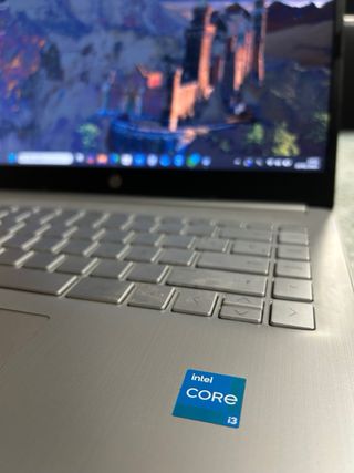 HP 14s Portátil 8GB RAM