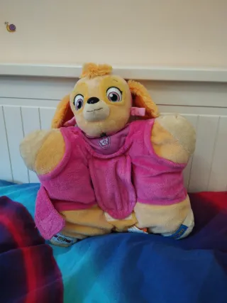 Peluche Patrulla Canina Skye con luz