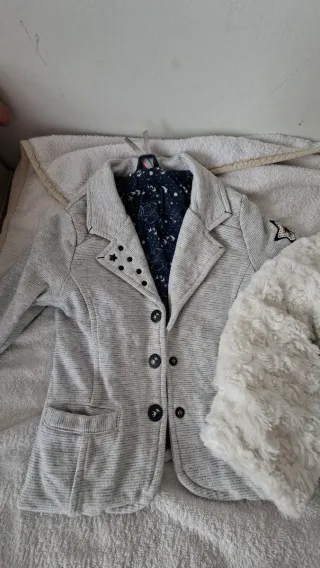 Chaqueta Blanca talla 72, chaqueta gris talla 92