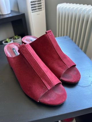 Tacones Zara Rojo burdeos