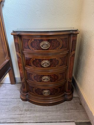 Dormitorio completo madera tallada