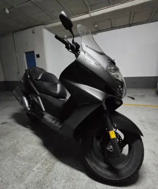 Honda SilverWing 400-"CARNET A2"-ULTIMA SEMANA