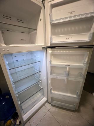 Nevera blanca