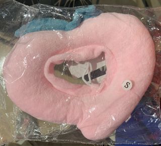 Collar isabelino super comodo, talla S