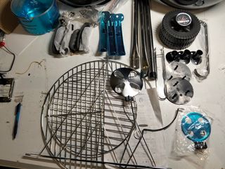 Barbacoa de Carbón Portátil con Ruedas KEKAI Yellowstone 58×47×100 cm