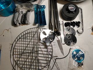 Barbacoa de Carbón Portátil con Ruedas KEKAI Yellowstone 58×47×100 cm