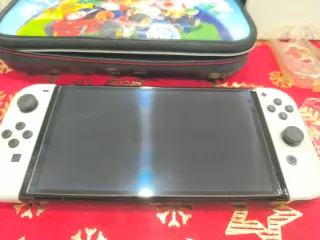 Nintendo Switch OLED Blanca+ Funda Mario Kart+ ACC